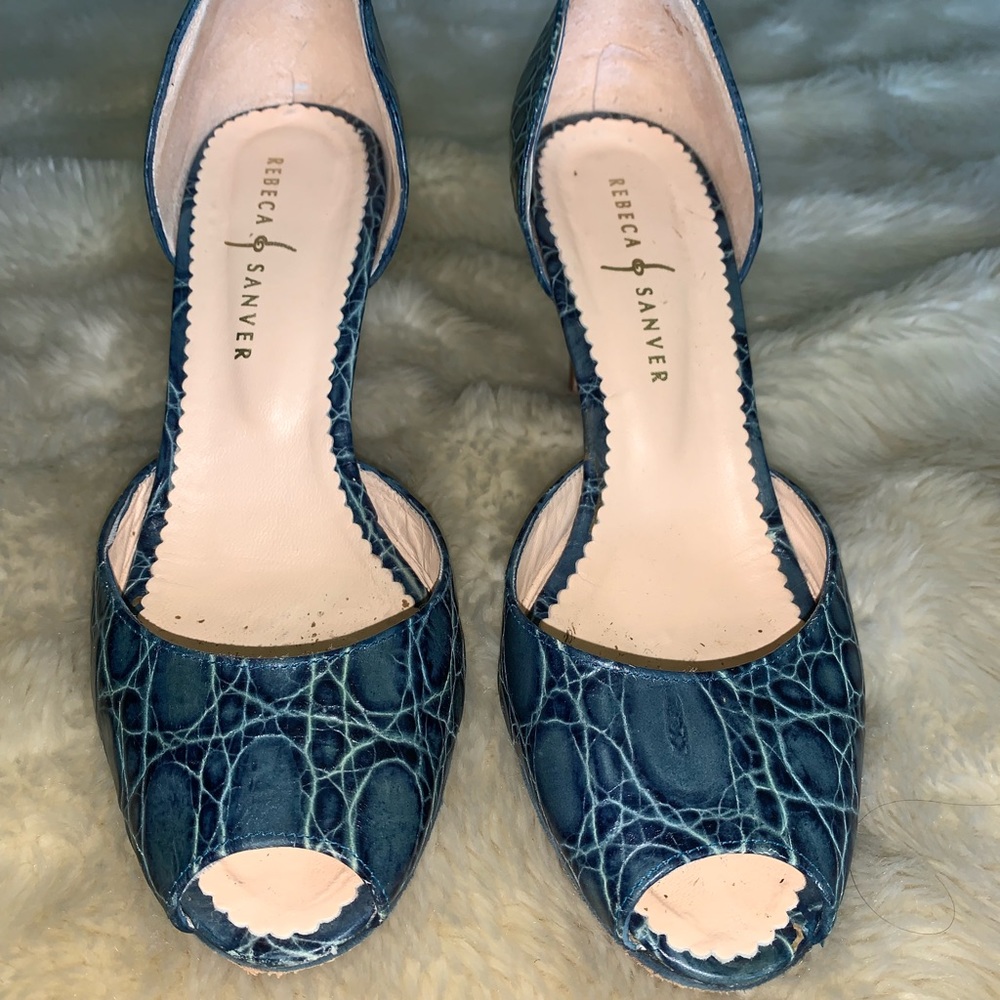 Rebeca Sanver Blue Leather Heels